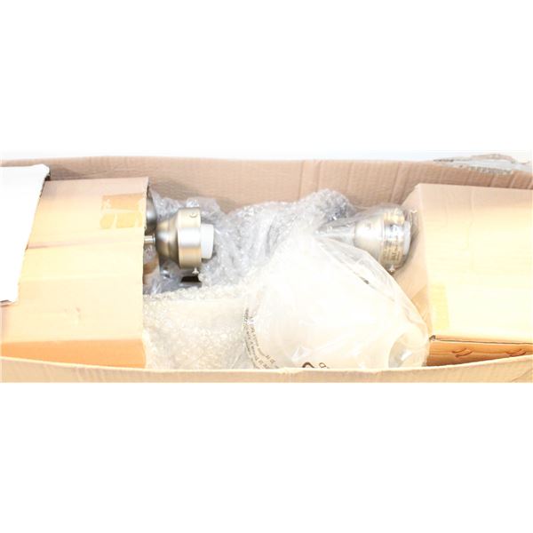 3 BULB VANITY LIGHT- NEW IN BOX