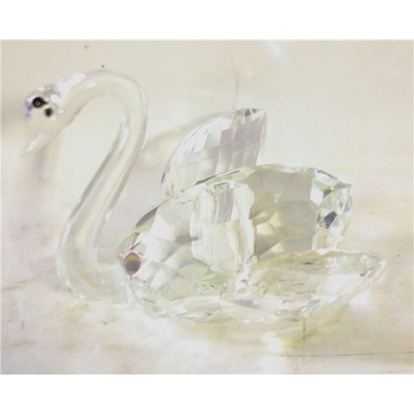 ESTATE CRYSTAL SWAN CANDLE HOLDER IN