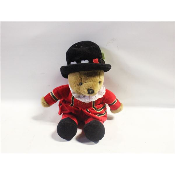 VINTAGE KNIGHTSBRIDGE BEEFEATER TEDDYBEAR