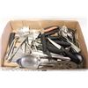 Image 1 : SILVERWARE & KNIFES LOT