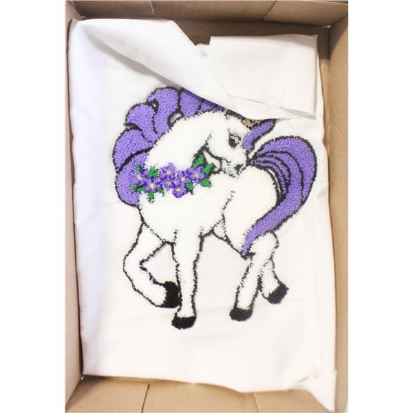 HANDMADE UNICORN LATCH HOOK