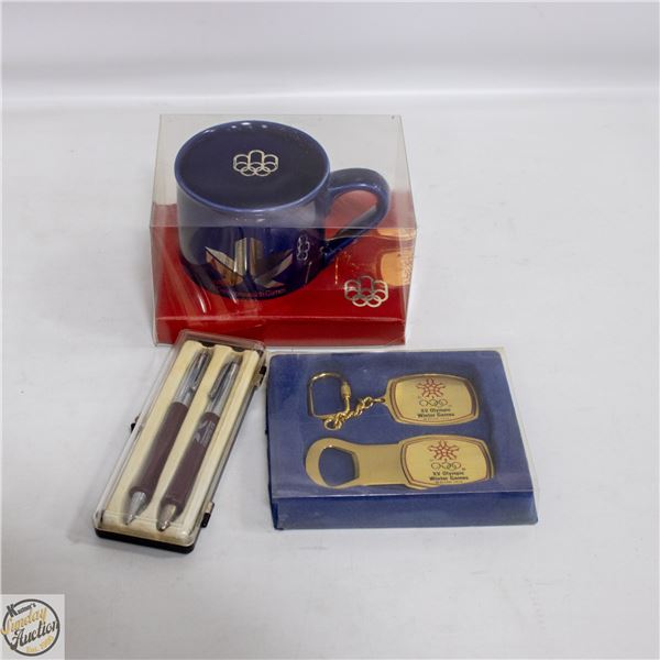VINTAGE 2 ITEMS IN ORIGINAL BOX