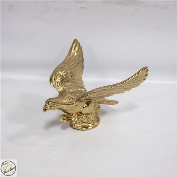 VINTAGE BRASS EAGLE MOUNTABLE HOOD ORNAMENT