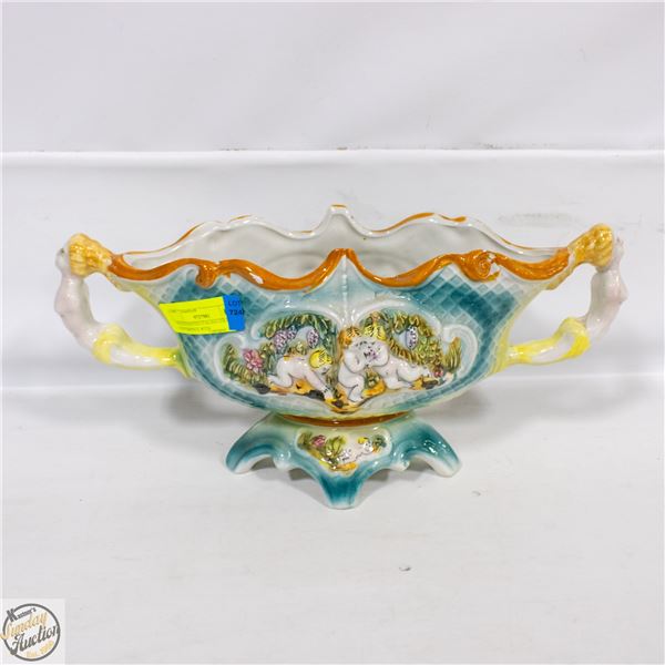 HAND PAINTED ITALIAN CERAMIC CENTERPIECE WITH