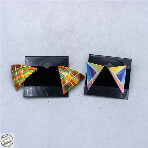 2 PAIRS TRIANGULAR IRIDESCENT EARRINGS