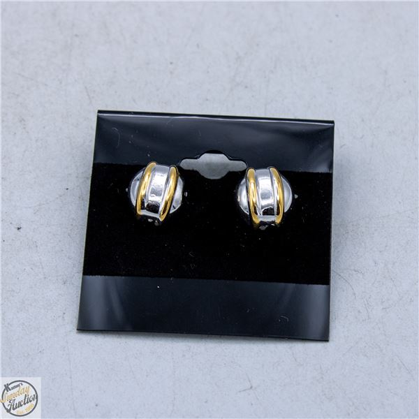 PAIR VINTAGE TWO-TONE STUD EARRINGS