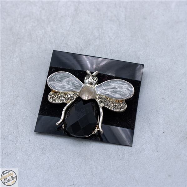RHINESTONE BEE BROOCH