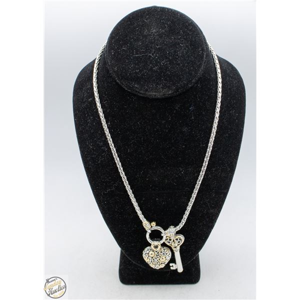 ORNATE 2-TONED FILIGREE HEART+SUCCESS KEY PENDANT