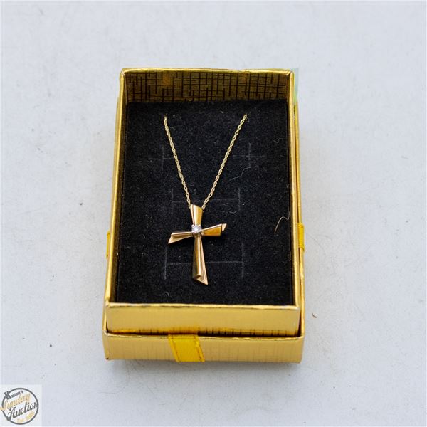 10K GOLD CROSS PENDANT WITH DIAMOND NECKLACE WITH