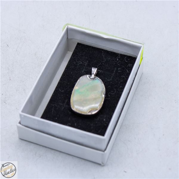 VINTAGE SILVER OPAL PENDANT