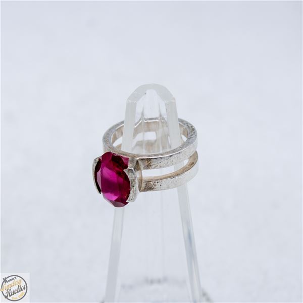 STERLING SILVER RING WITH RED SIMULATED STONE