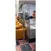 Image 1 : METAL CLOTHING RACK