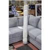 Image 1 : NEW HERITAGE DECORATIVE AREA RUG - 5 X 7FT