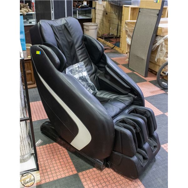NEW MAX ZERO GRAVITY MASSAGE CHAIR - FULLY TESTED