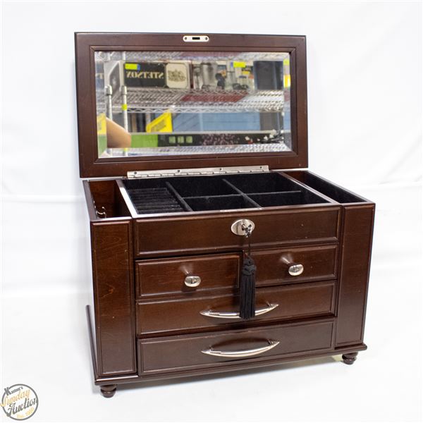 AROLLY EXPRESSO JEWELERY BOX WITH KEY