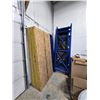 Image 2 : LOT OF COMMERCIAL RACKING