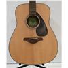Image 2 : YAMAHA ACOUSTIC GUITAR