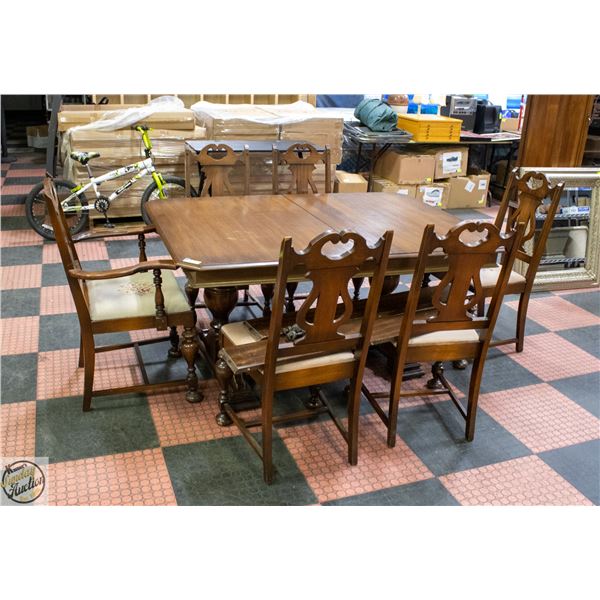 VINTAGE SOLID WOOD DINING TABLE WITH 6 CHAIRS AND