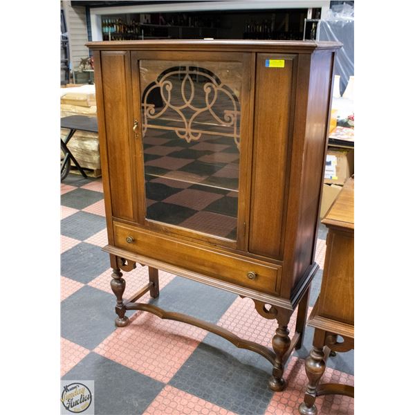 ANTIQUE 1920'S JACOBEAN-STYLE DARK WOOD CHINA