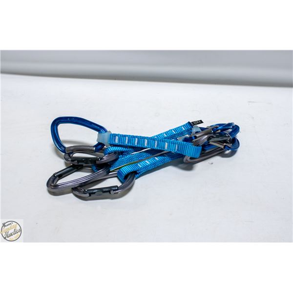 LOT OF QUICKDRAW CLIMBING GEAR