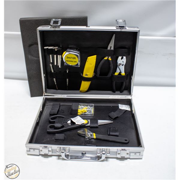 PACESETTER TOOL KIT WITH CONTENTS