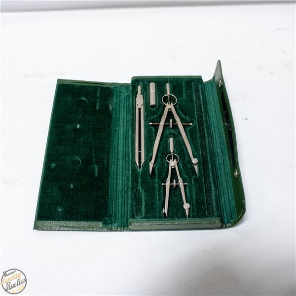 VINTAGE IONIC 55-0495 DRAFTING COMPASS SET