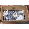 Image 1 : BOX OF VARIOUS PVC FITTINGS