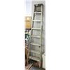 Image 1 : 8FT ALUMINUM LADDER