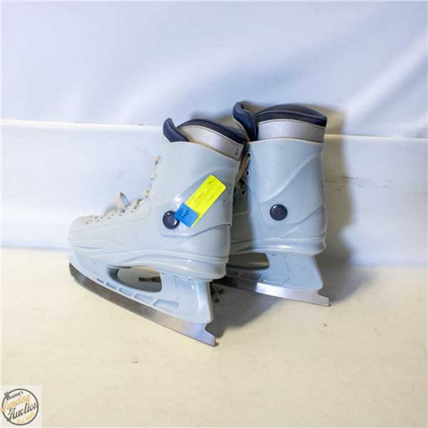 ESTATE LADIES SZ 6.5 ICE SKATES - USED