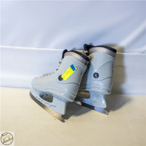 ESTATE LADIES SZ 8 ICE SKATES - USED