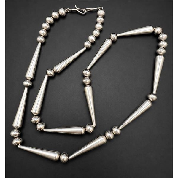Vintage Navajo Pearls Necklace Rare Cone & Saucer Beads Design Sterling Silver