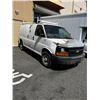 Image 2 : 2009 CHEVROLET EXPRESS VAN W/ REGISTRATION, RUNS AND DRIVES, ENGINE LIGHT, TIRE MONITOR SYSTEM AND O