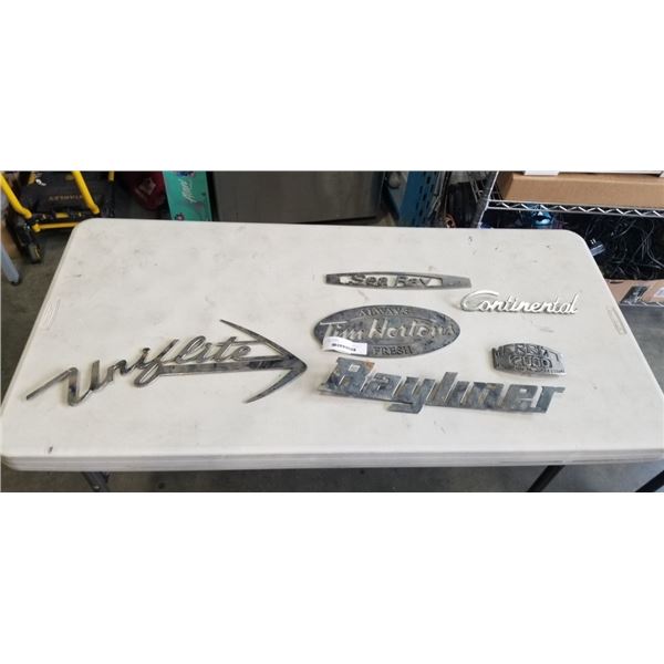 ASSORTED METAL ADVERTISING PLATES