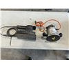 Image 1 : ELECTRIC ROUTER AND BLACK DECKER SANDER