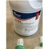 Image 2 : 5 JUGS OF HAND SOAP AND JUG OF DISINFECTANT