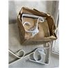 Image 3 : LOT OF NEW ASSORTED SIZE BRACKETS