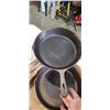 Image 3 : 4 CAST IRON PANS