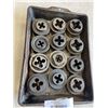 Image 1 : TRAY OF THREADING DIES
