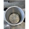 Image 3 : LARGE PRESSURE COOKER, NO GUAGE AND ZEBRA STAINLESS STOCK POT