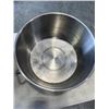Image 4 : LARGE PRESSURE COOKER, NO GUAGE AND ZEBRA STAINLESS STOCK POT