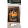 Image 2 : ELIMINATOR BATTERY BOOSTER PACK AND 2 FLASHLIGHTS, UNTESTED
