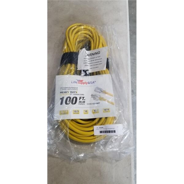 HEAVY DUTY 100 FOOT EXTENSION 3 OUTLET EXTENSION CORD. 12AWG/3C