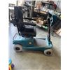 Image 6 : ELECTRIC SCOOTER - WORKING, W/ KEYS BATTERY CAHRGER AND BATTERY