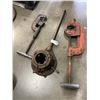 Image 3 : RIDGID PIPE THREADER AND ATTACHMENTS