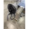 Image 4 : OIL HEATER AND FLOOR FAN