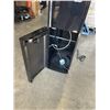 Image 3 : ICEMAN WATER AND ICE DISPENSER - WATER AND ICE BOTH WORKING