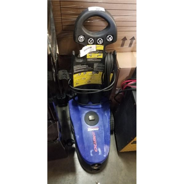 SIMONIZ S1600 PRESSURE WASHER. WORKING