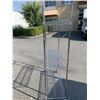 Image 4 : ROLLING SEVILLE CLASSIC SHELF WITH BRAKE