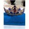 Image 2 : VINTAGE GOLD PLATED W/ BLUE AND RED STONES RHINESTONE TIARA