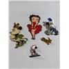 Image 1 : COLLECTION OF VINTAGE WALT DISNEY JEWELRY